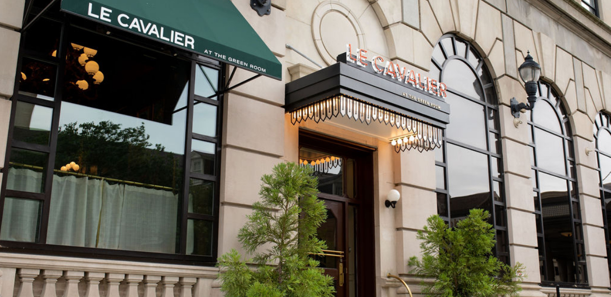 Exterior of Le Cavalier at HOTEL DUPONT